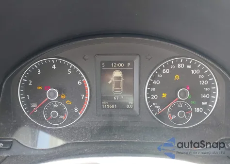 2010 Volkswagen Eos Komfort z USA, uszkodzony, nr VIN WVWBA7AH2AV024193